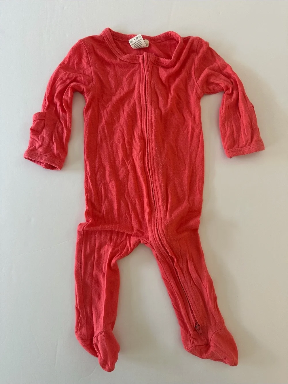 Kate Quinn Bamboo Coral Baby Footie Romper Size 0-3 Months GUC